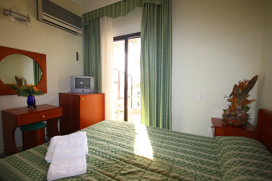 Hotel Cavo D' Oro Nea Moudania Pokoj fotografie